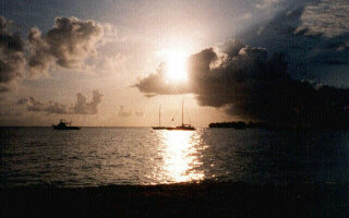 sunset1.jpg (16280 bytes)
